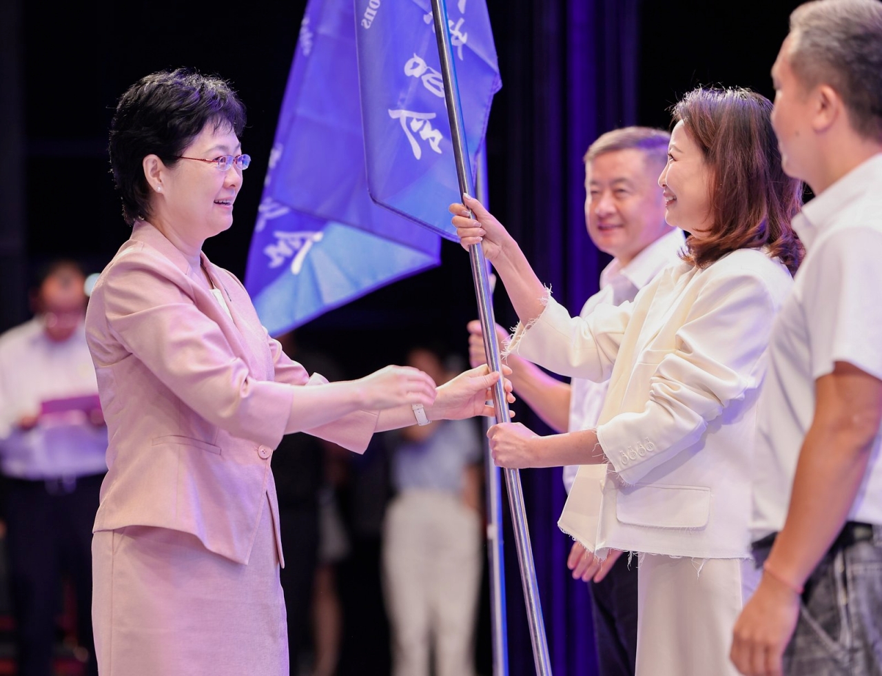 BUPT Holds 2025 Alumni Development Conference and Launches “Returning ...